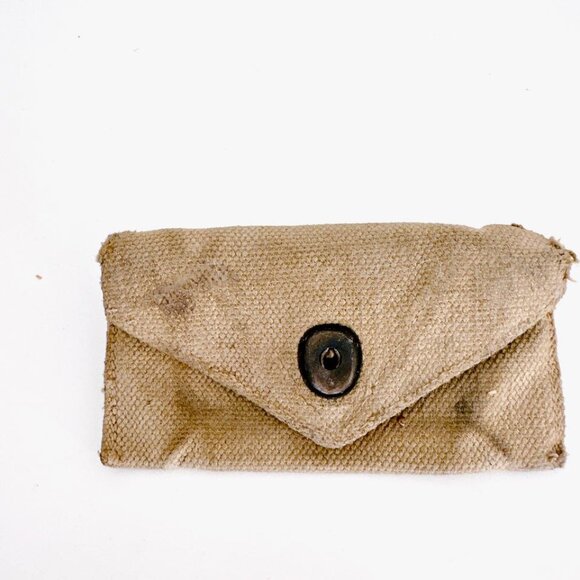 ANTIQUE WWII DRESSING FIRST AID POUCH KHAKI CANVAS - Picture 5 of 11